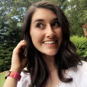 Meet your Posher, Casey